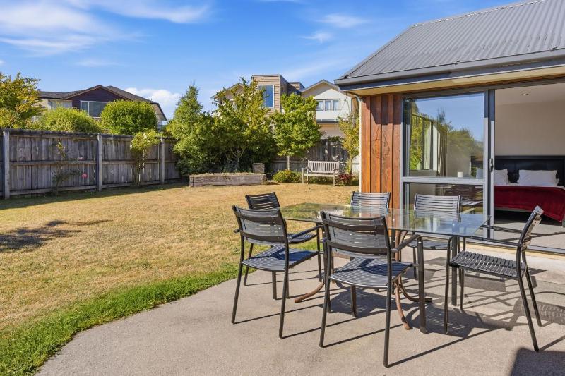 Home Sweet Home - Wanaka Getaway - image 25