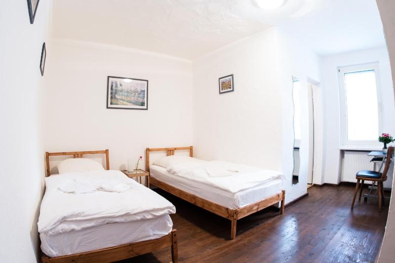 Double Room with Private Bathroom image 4