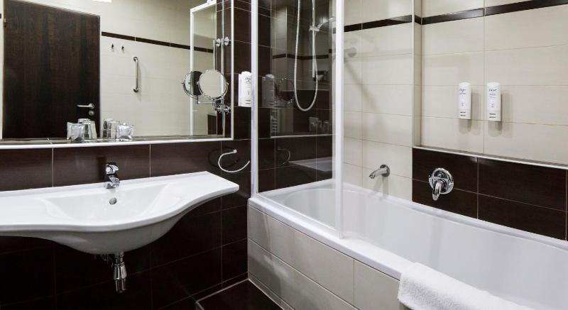 Junior Suite image 2