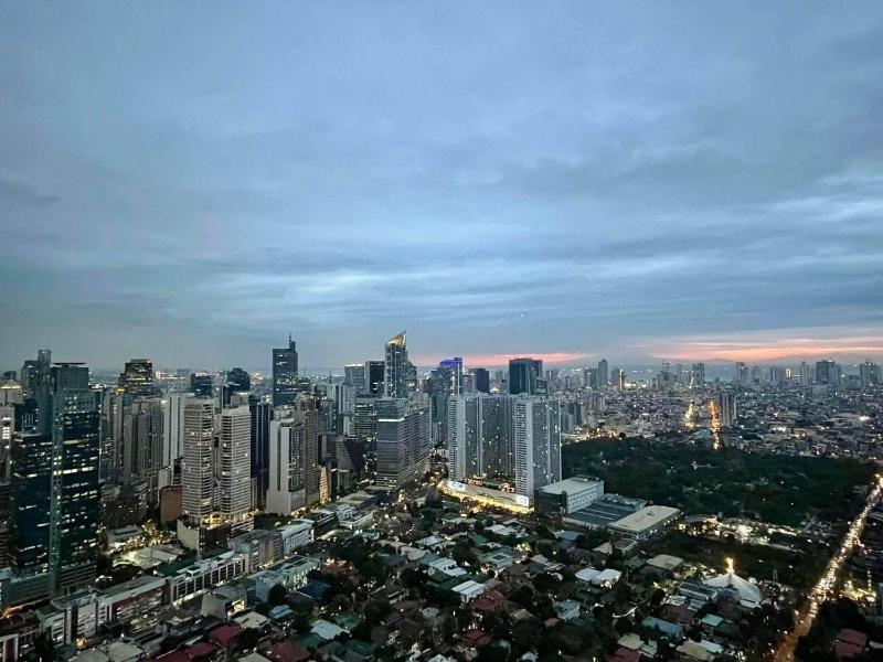 The gramercy Residence staycation Makati - image 13