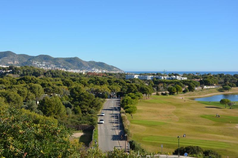 Villa Bon Neguit Amaizing View High on Golf and Sea in Sitges High comodity villa Suny oriented Best Area of Sitges - image 39