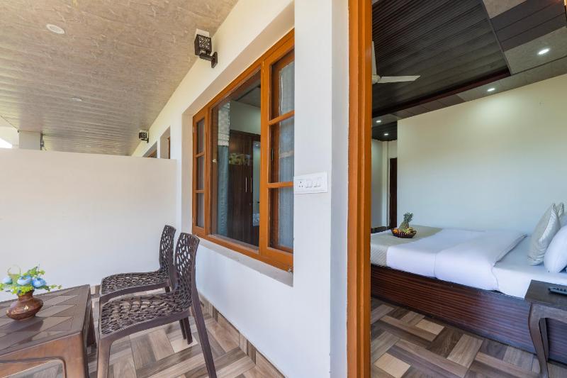 TreeHouse Kasauli Operated By Splendid Hotels I Vacations I Family Groups & Events I Forest Treks I Memories I - image 11