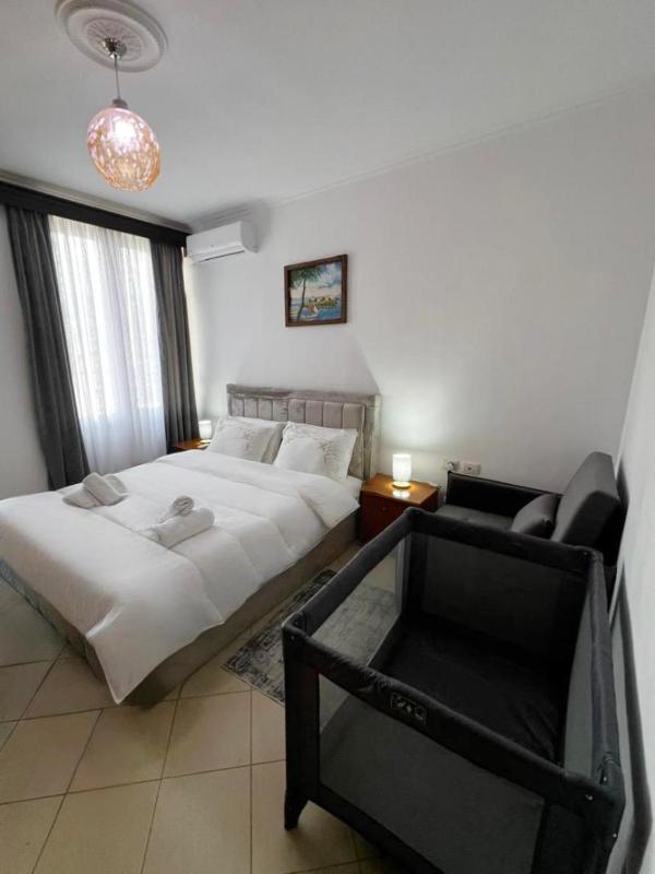Deir Apartment - image 12