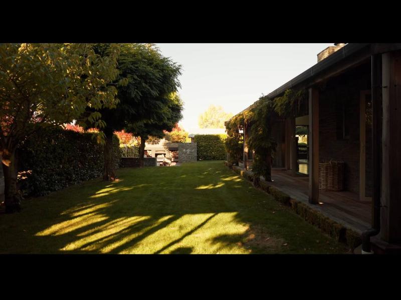 Quintessential Queenstown close to everything 8 mins to Coronet peck - image 18
