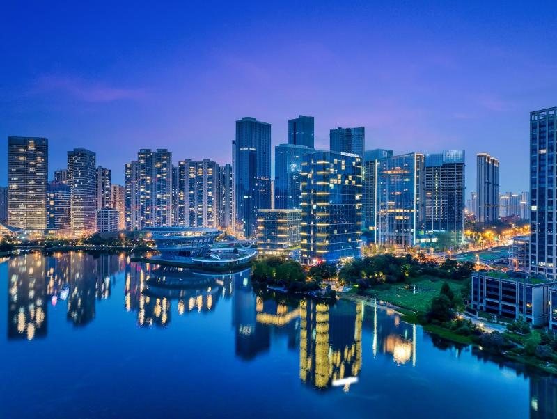 长沙梅溪湖麦客达温德姆湖景酒店 - image 1