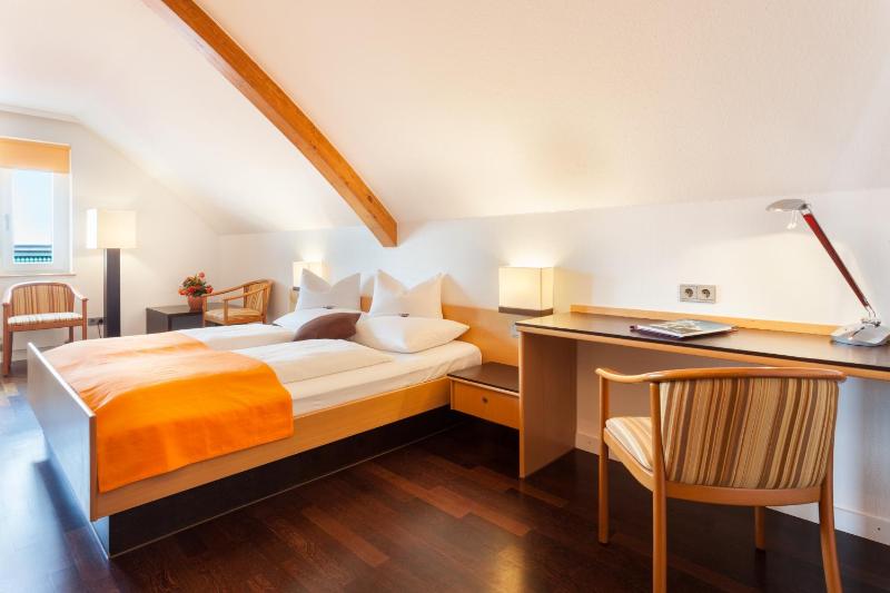 Superior Double Room image 1