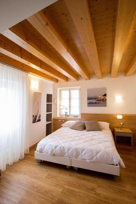 Superior Double Room image 3