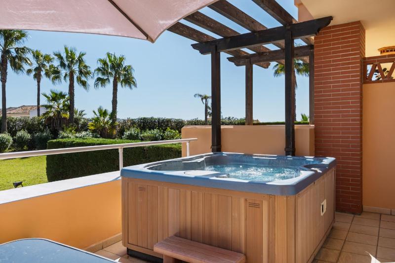 Malibu Mansions by the beach by ALFRESCO STAYS - image 48