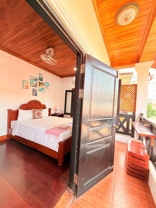 Elephant Boutique & Travel - image 10
