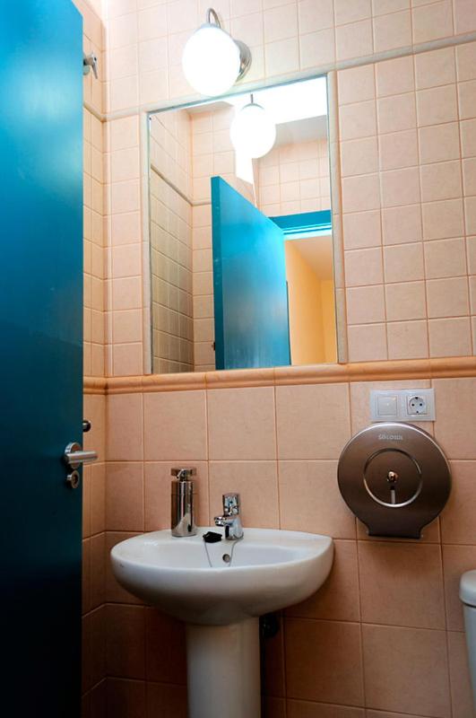 Double Room with Private Bathroom image 3