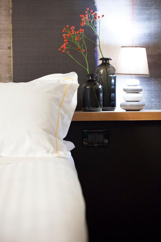 Standard Queen Room image 2