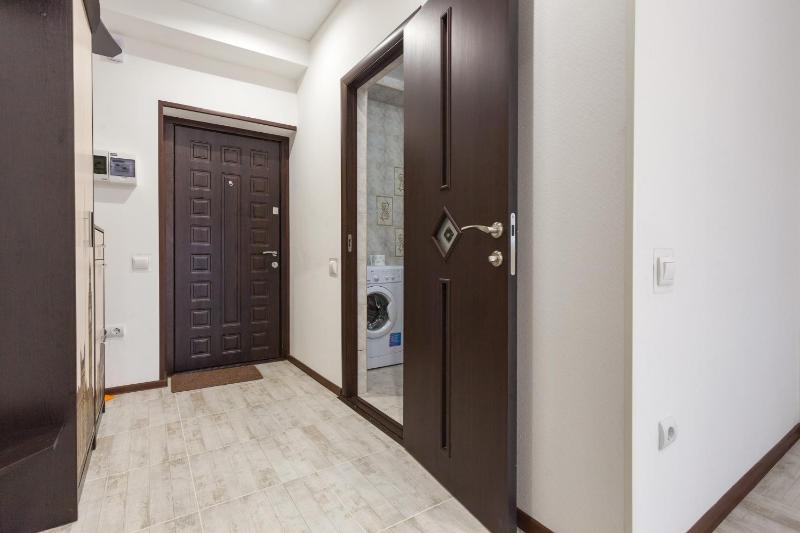 One-Bedroom Apartment image 2