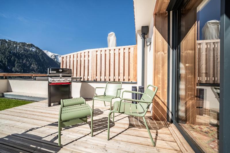 Apartment Clano Châtel - by EMERALD STAY - image 23