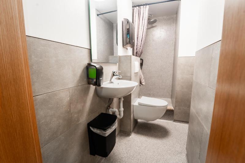 Guesthouse Aurora - image 9