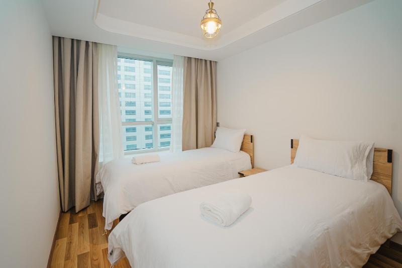Hilton Home Retreat - image 3