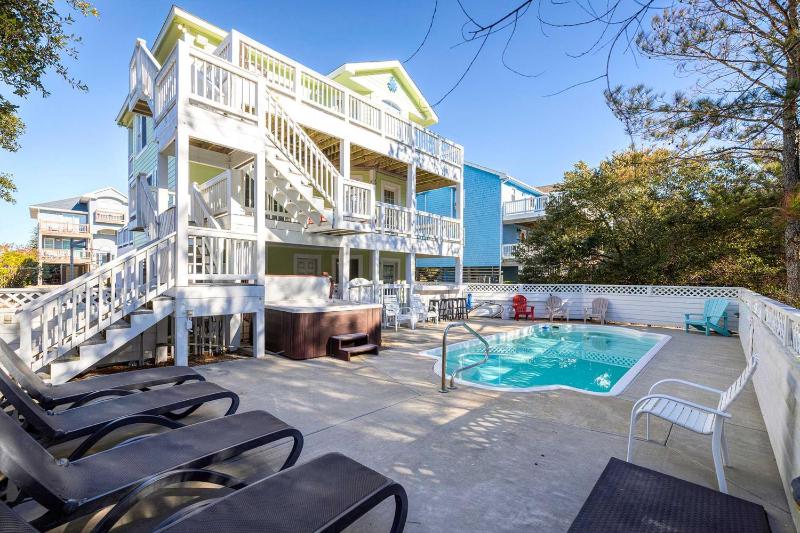 Corolla Getaway with Pool Bar Spa & Game Rm - image 2