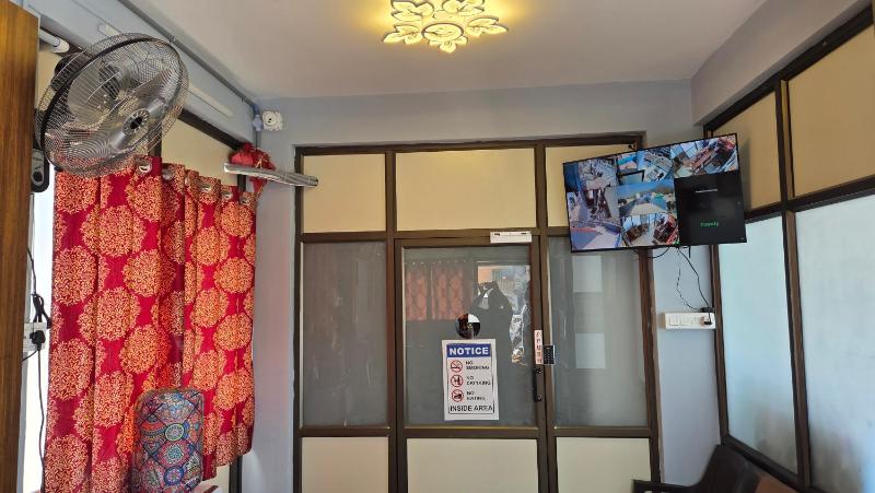 Diya Divine Stay Premium AC Dormitory - image 9