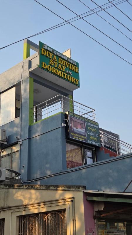 Diya Divine Stay Premium AC Dormitory - image 16