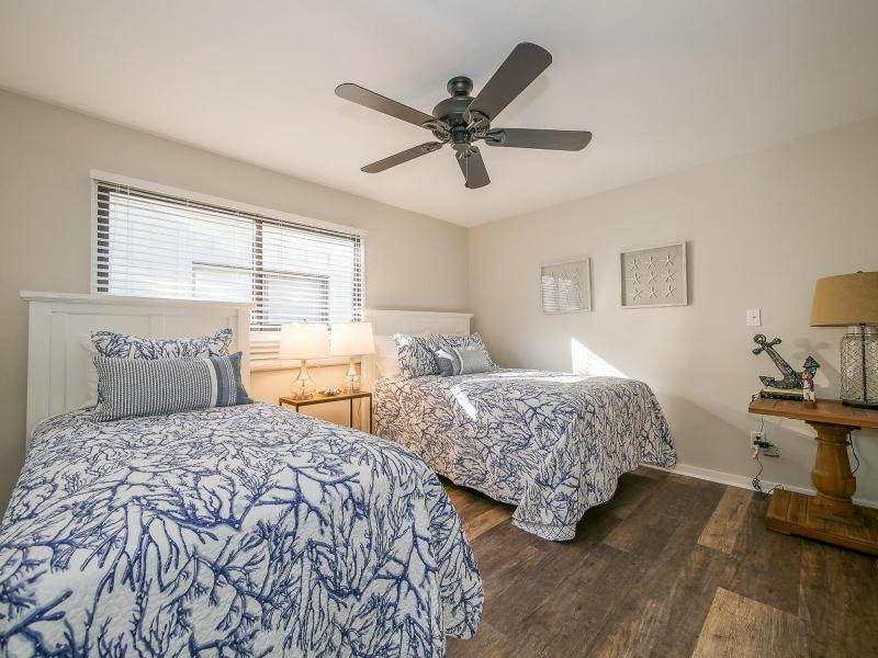 630 Queens Grant - image 7