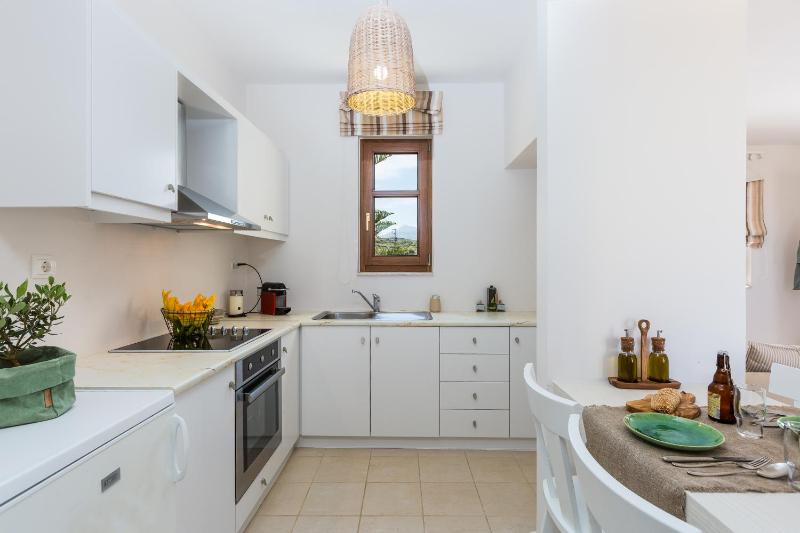 Standard Apartment with Balcony and Garden View image 2