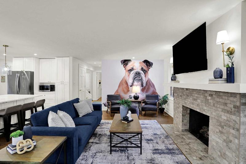 The Butler Bulldog Bungalow - Game Room - Luxe - Family Friendly - image 39