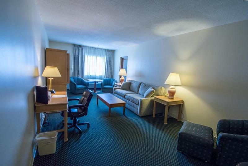 One-Bedroom Apartment image 2