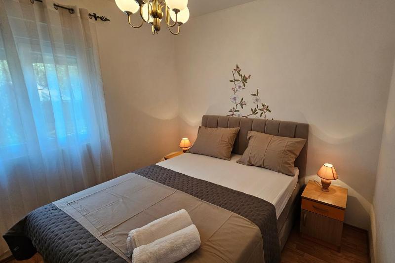 Apartments by the sea Bibinje Zadar - 14280 - image 18