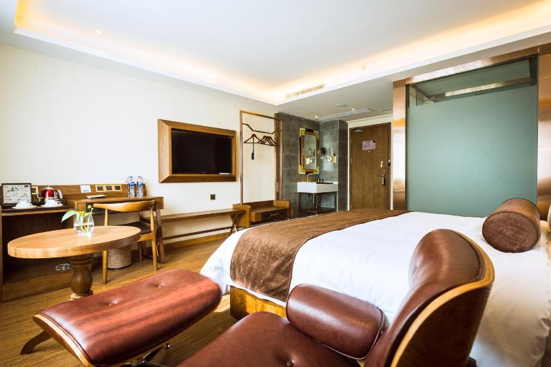 Shanghai Haofeng Yazhi Hotel-Free Shuttle Service to PVG Airport & Disneyland - image 9