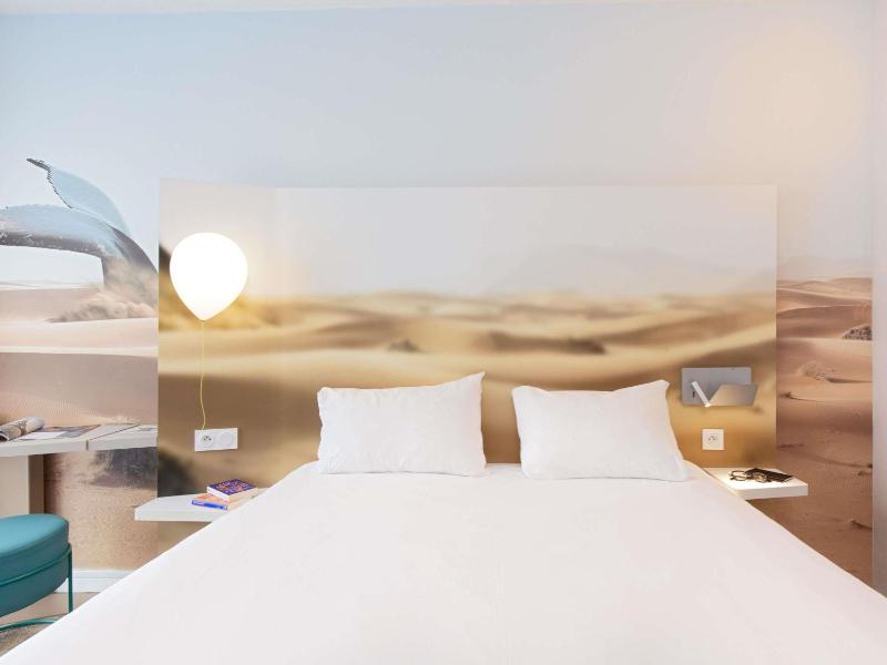 ibis Styles Toulon Centre Port - image 11