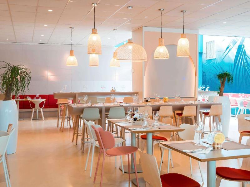 ibis Styles Toulon Centre Port - image 16