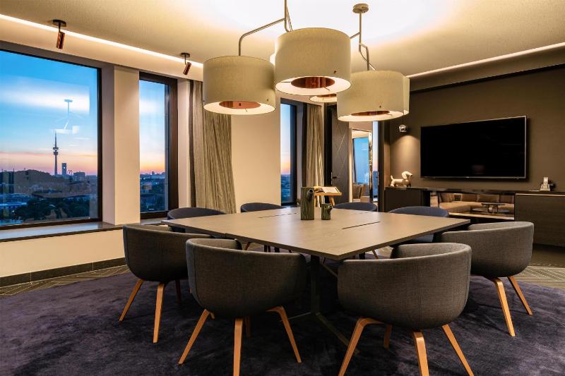 Andaz Munich Schwabinger Tor - image 10