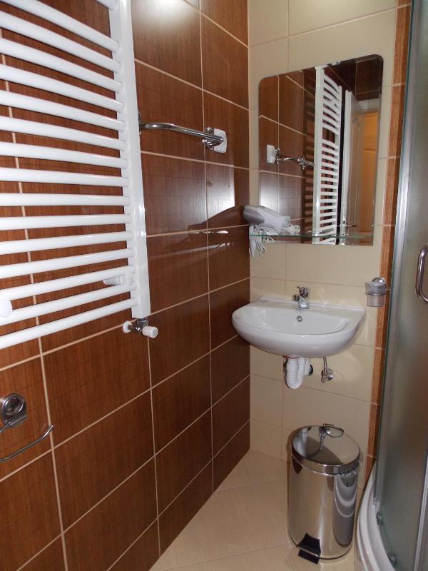 Studio Apartment image 2
