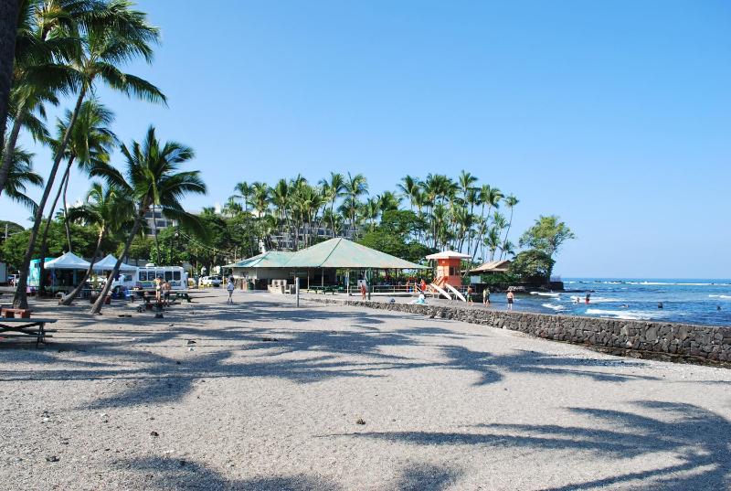 Beach Villas Kahaluu on Kona Coast - image 9