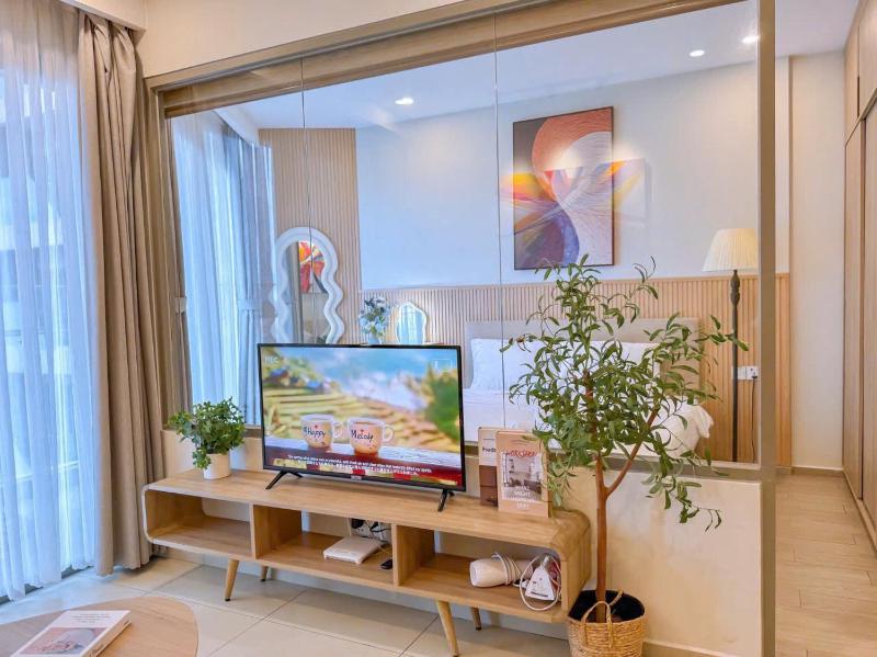 Premium The Song Apartment - Near Sea - Free Swimming Pool - image 11
