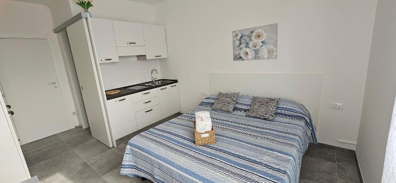 Life Apartments - image 42