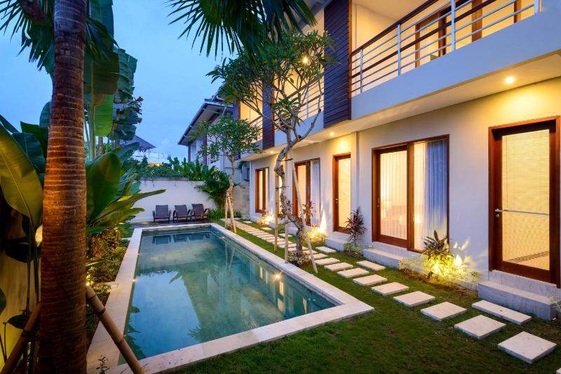 Echo Beach Villa and Apartment - image 8