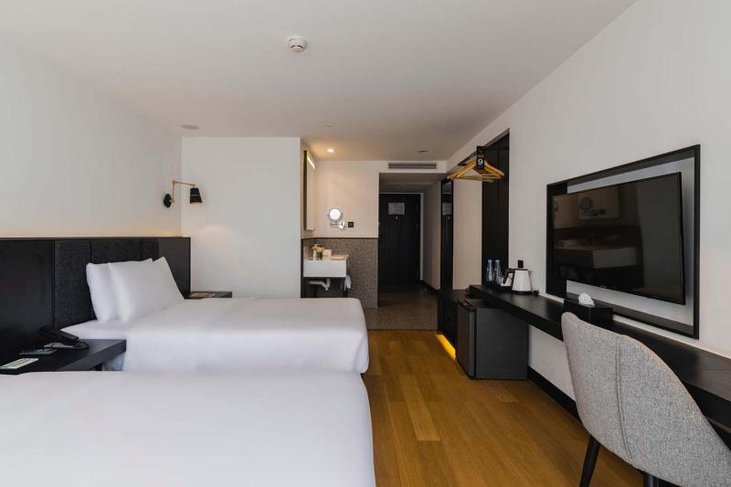 Crystal Hotel Chongqing jiefangbei Hongyadong - image 37