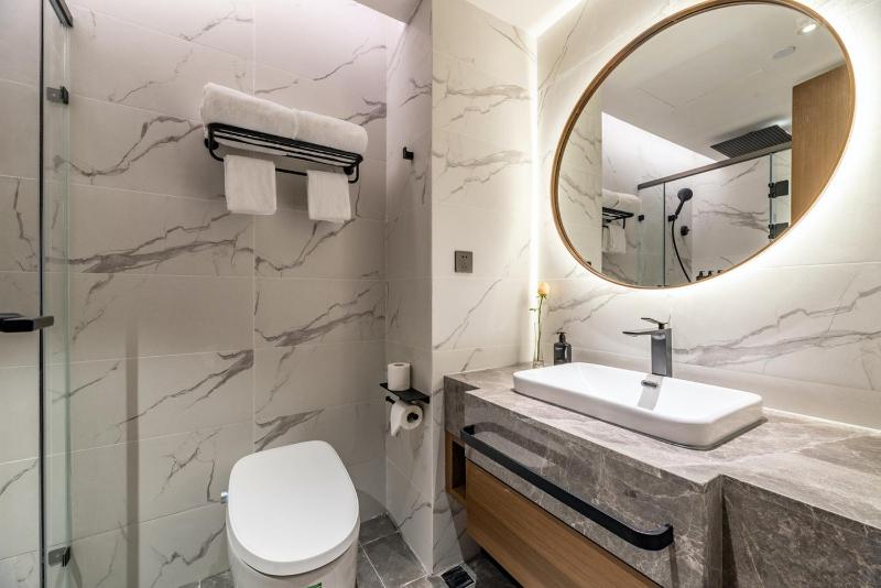 Crystal Hotel Chongqing jiefangbei Hongyadong - image 29