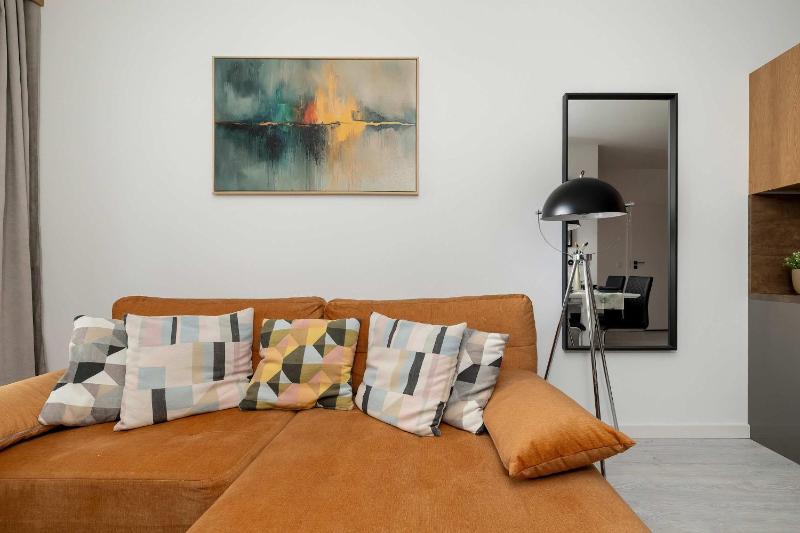 Klimatyzowane Apartamenty Art Lake w Mielnie z Parkingiem i Basenem by Noclegi Renters - image 5