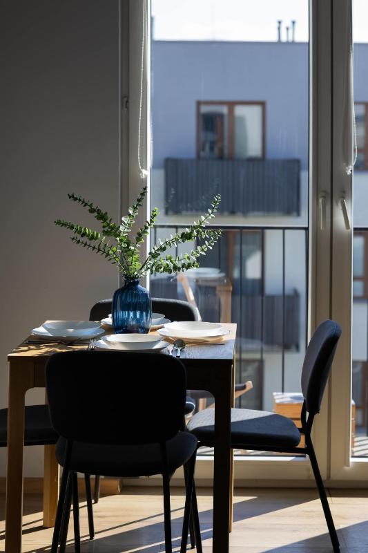 Bright & Functional Apartment with Parking and Balcony by Noclegi Renters - image 10