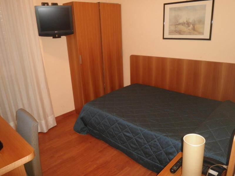 Single Room image 1