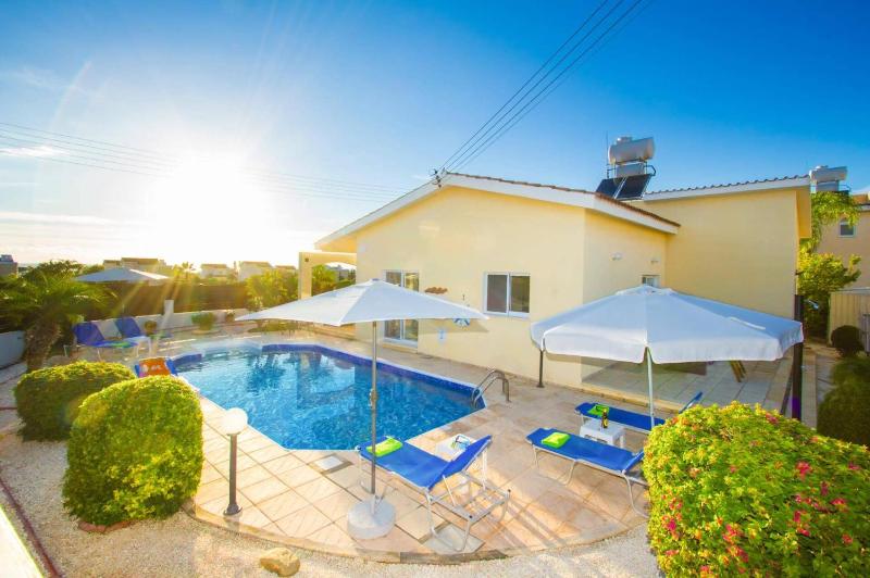 Villa Kampos by Villa Plus - image 7