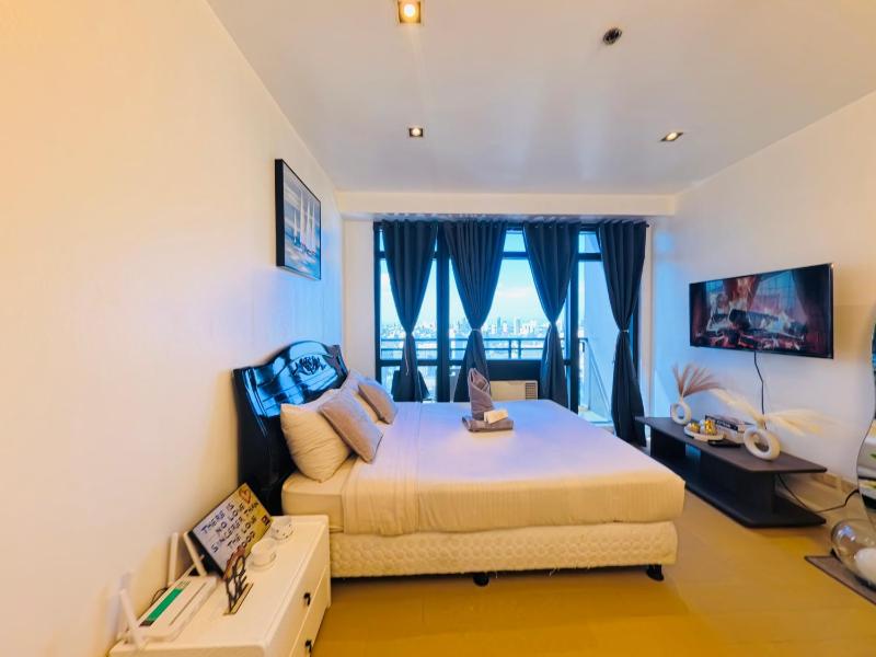 45th The Gramercy Residences - image 5