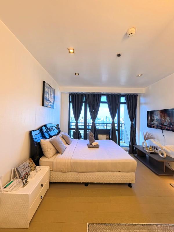 45th The Gramercy Residences - image 4