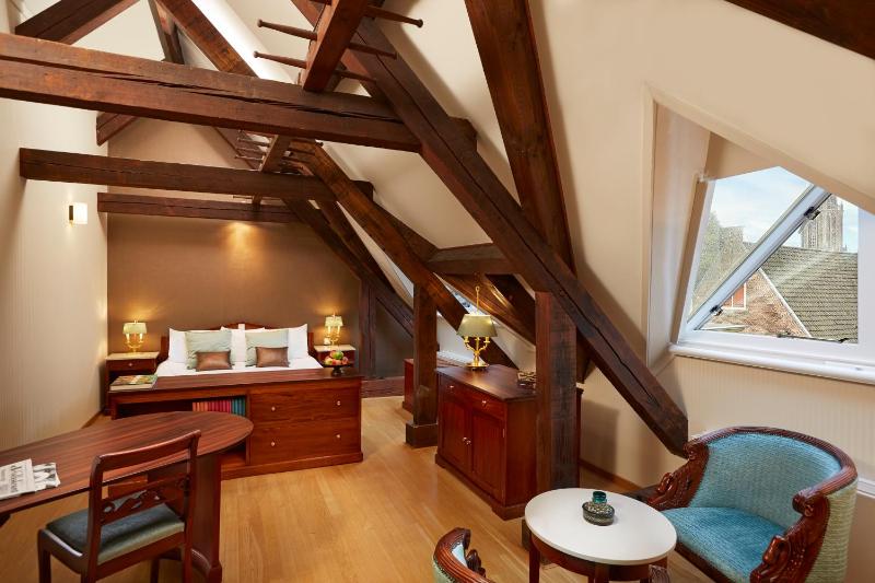 Superior Double or Twin Room image 2