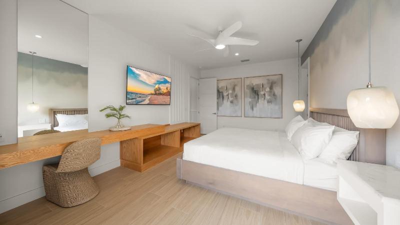 Vantage Point - image 31