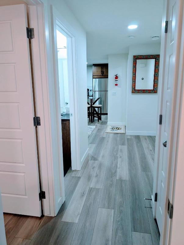 2 Bedroom Guest Suite in SW - image 16