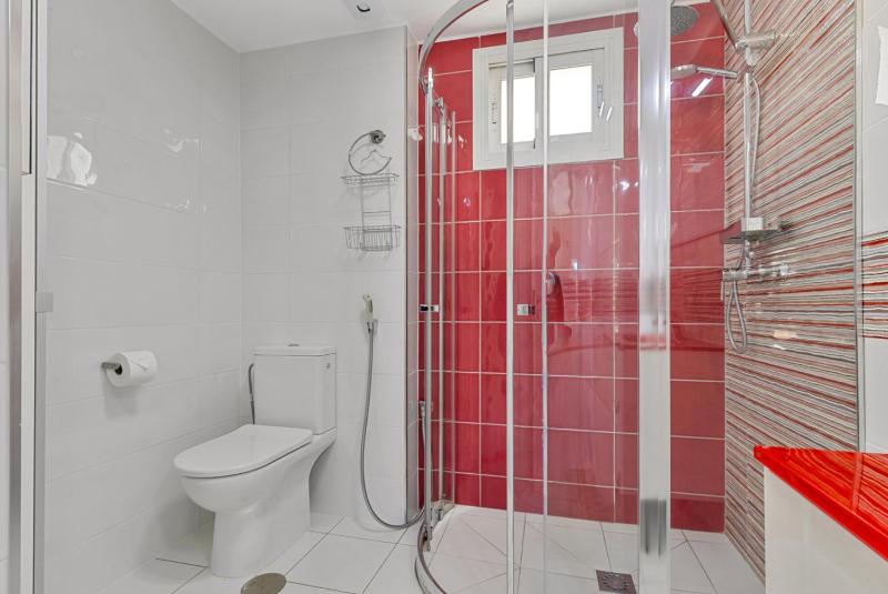 Modern apartment in Los Boliches near beach - image 12