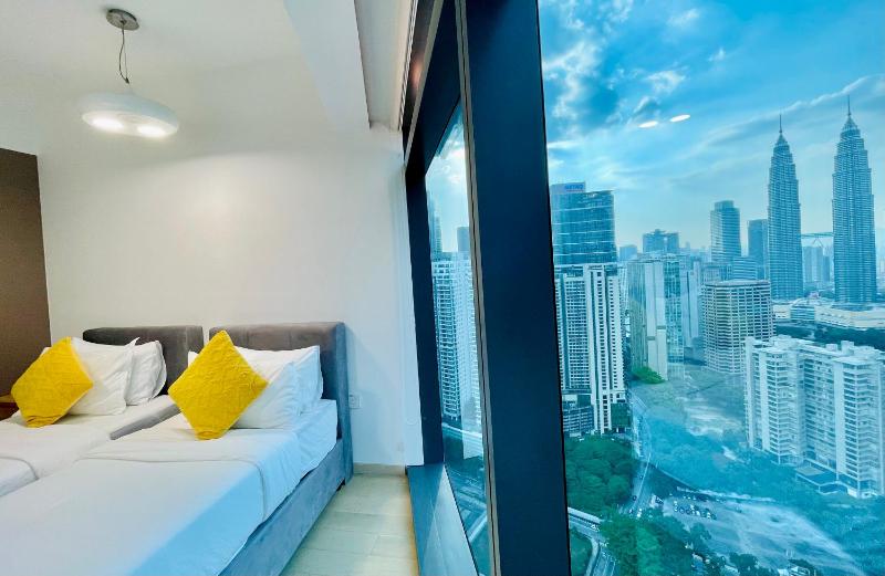 Eaton Residences KLCC - Luxury Homestay - image 5