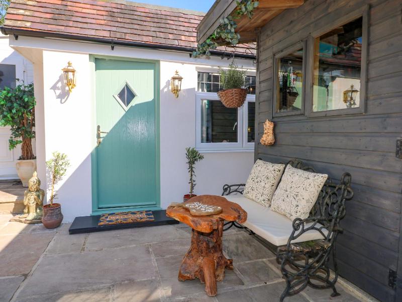 Shell Cottage - image 3